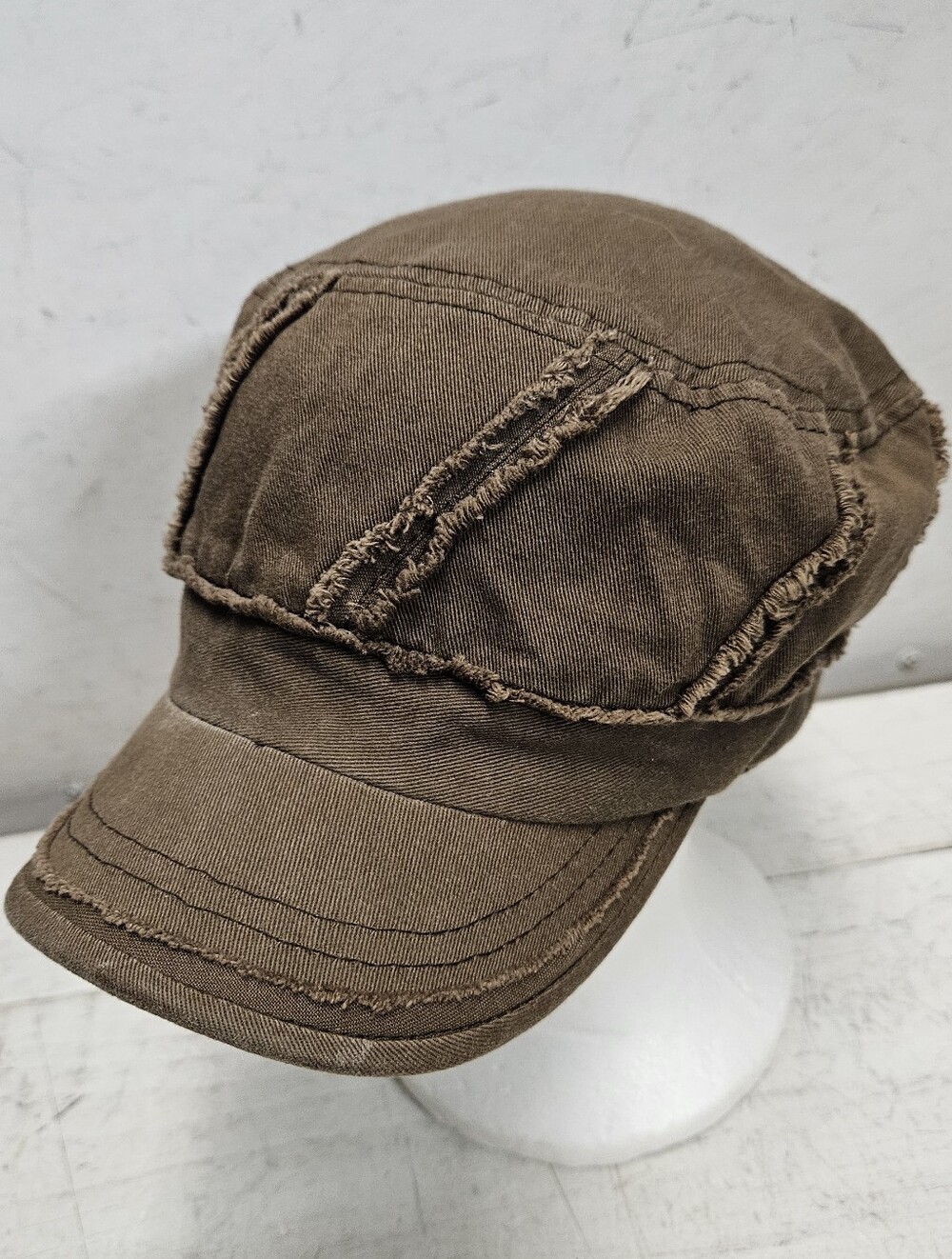 Brown Manhattan Hat Company Cadet hat One Size Cotton 00s Y2K Style Womens